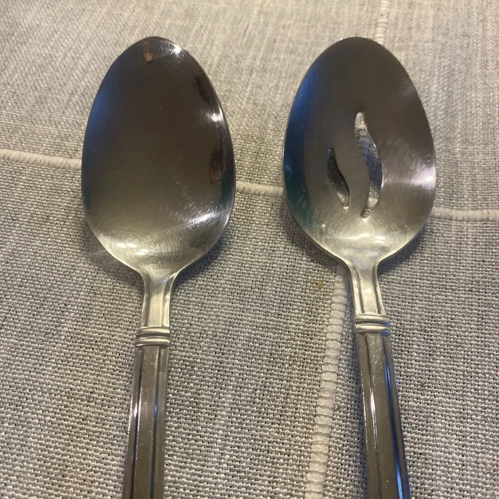 Wallace 18/10 Zenith 1 Serving Spoon Slotted 1 Serving spoon Stainless 18/10